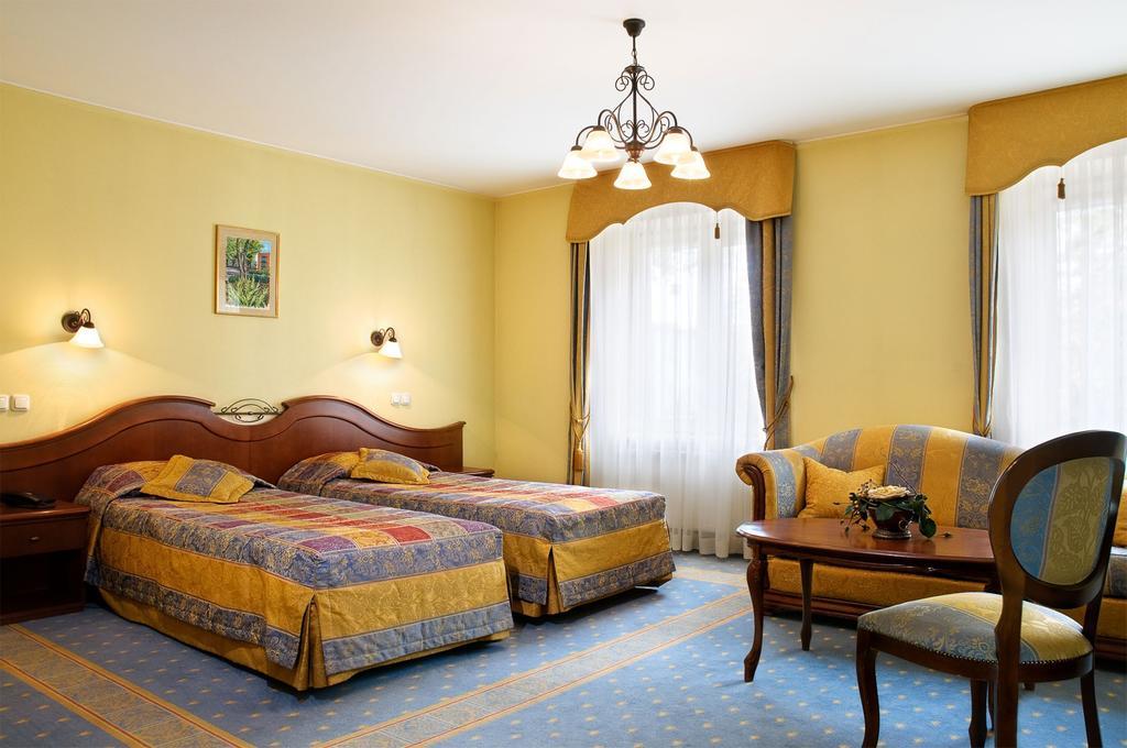 Hotel Aleksander Włocławek Eksteriør bilde
